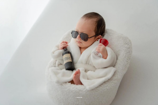 安顺宝宝嘴唇上翘